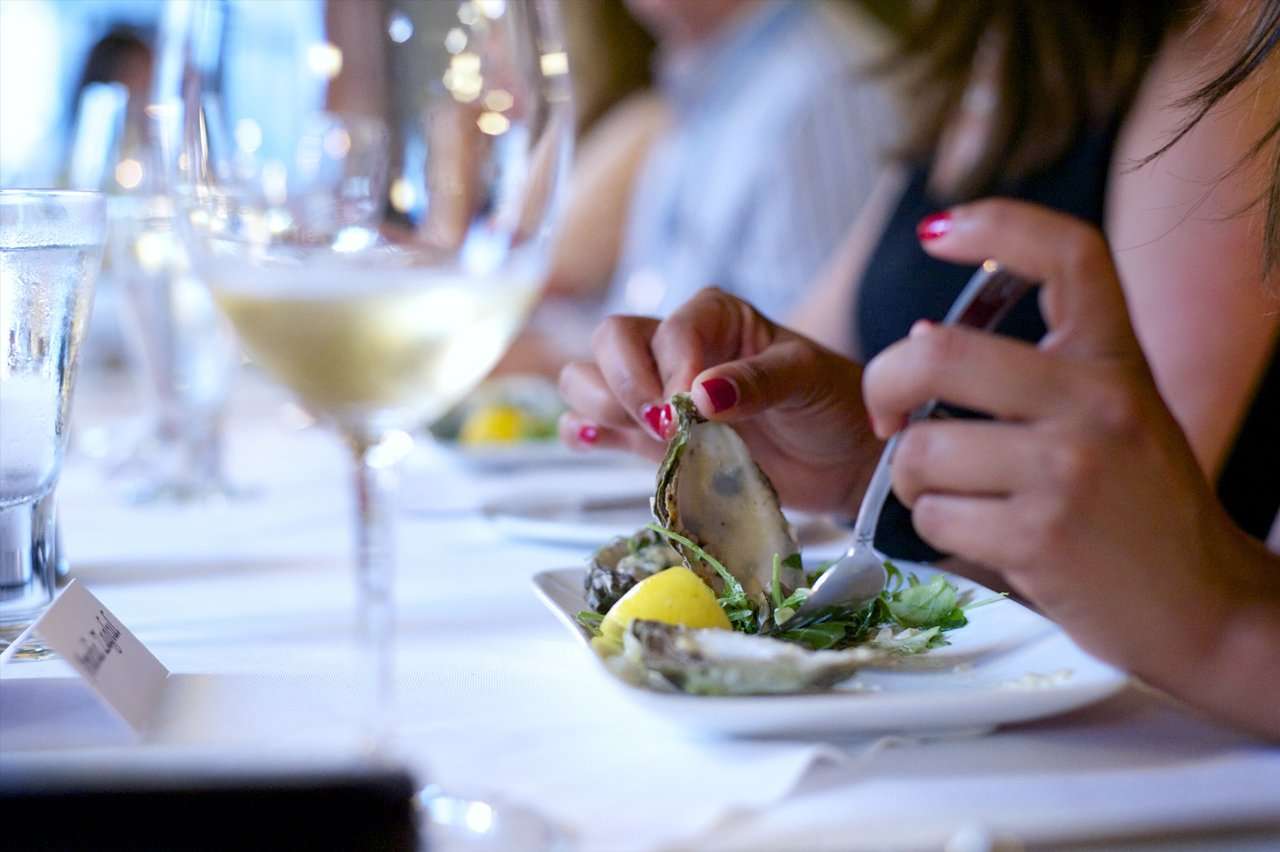 7 Best Seafood Restaurants In Halifax, Nova Scotia - Cameo Suites