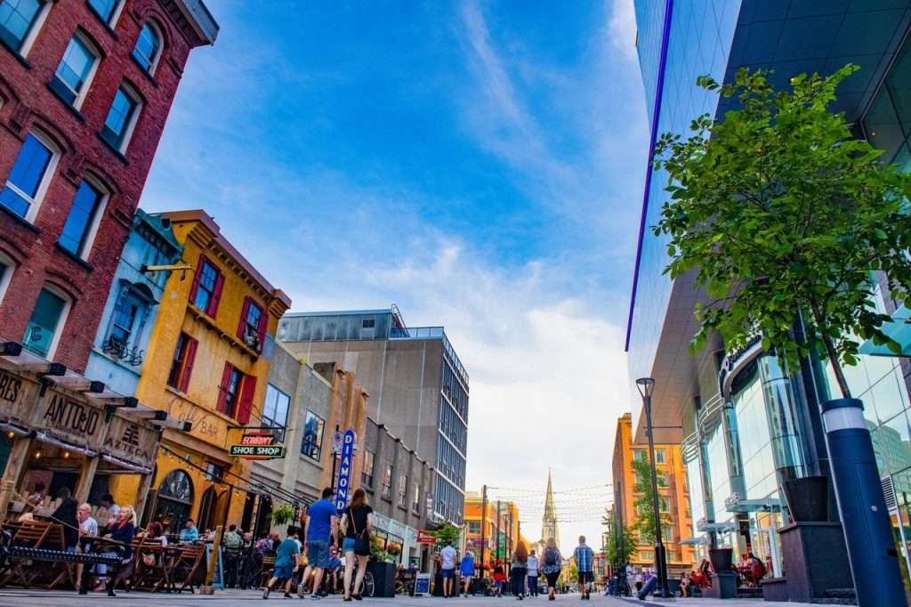 Team building activities Halifax groups can enjoy on a guided tour of Argyle Street